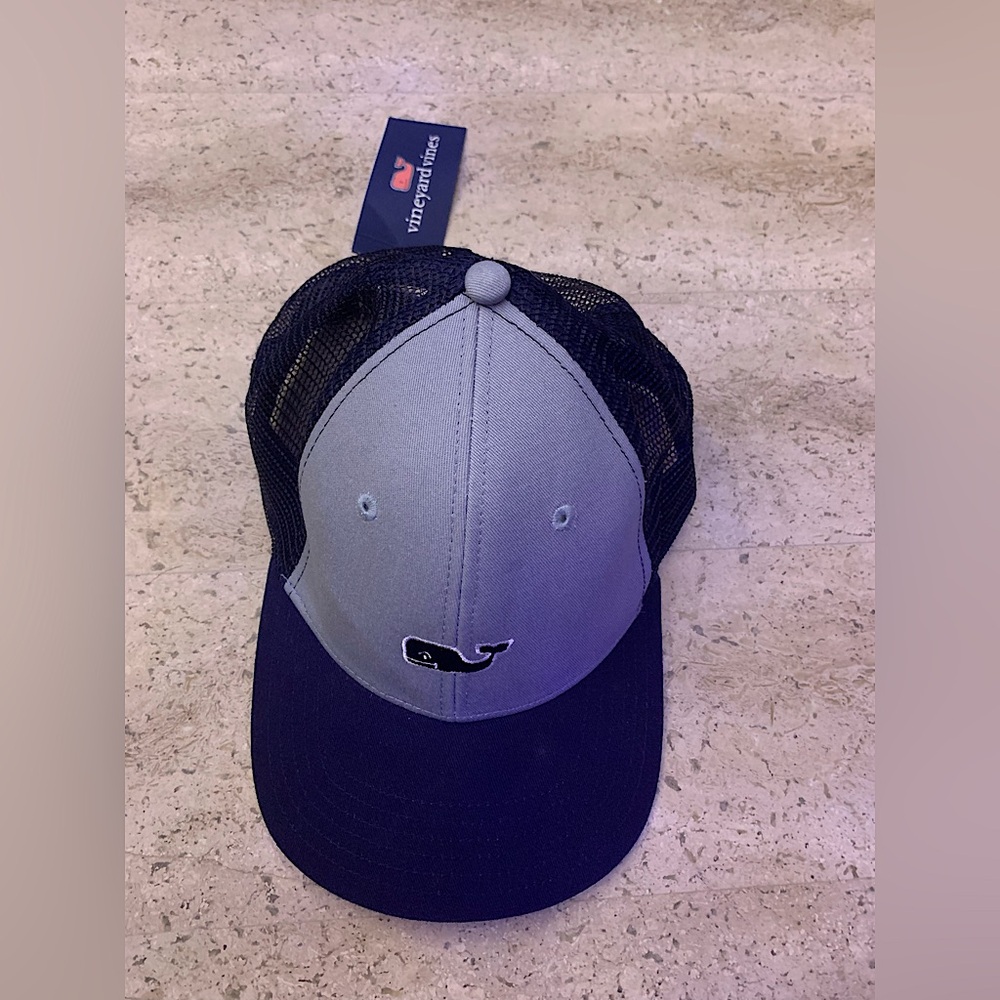 NWT Vineyard Vines Granite Blue & Grey Whale Trucker Hat Snapback Mesh Cap
